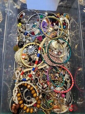 1lb Mixed  Jewelry For Crafting May Or May Not Have Matches  J090426-2